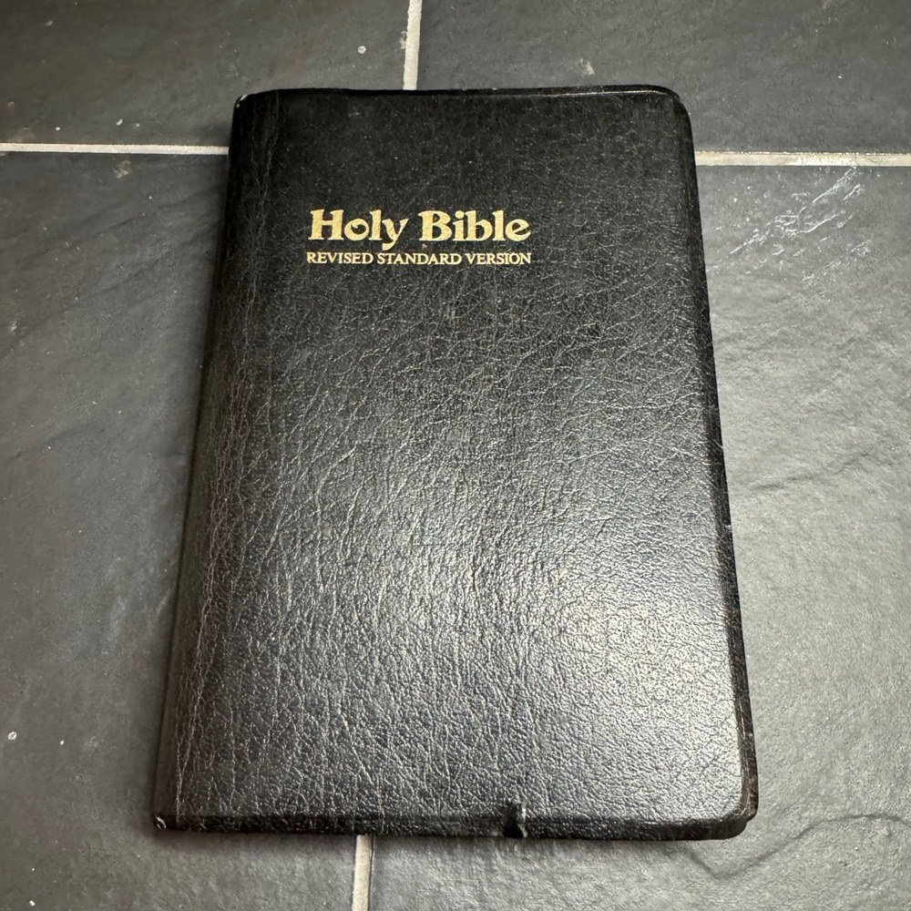 Vintage Holy Bible Revised Standard Version World Bible Publishers Red Letter